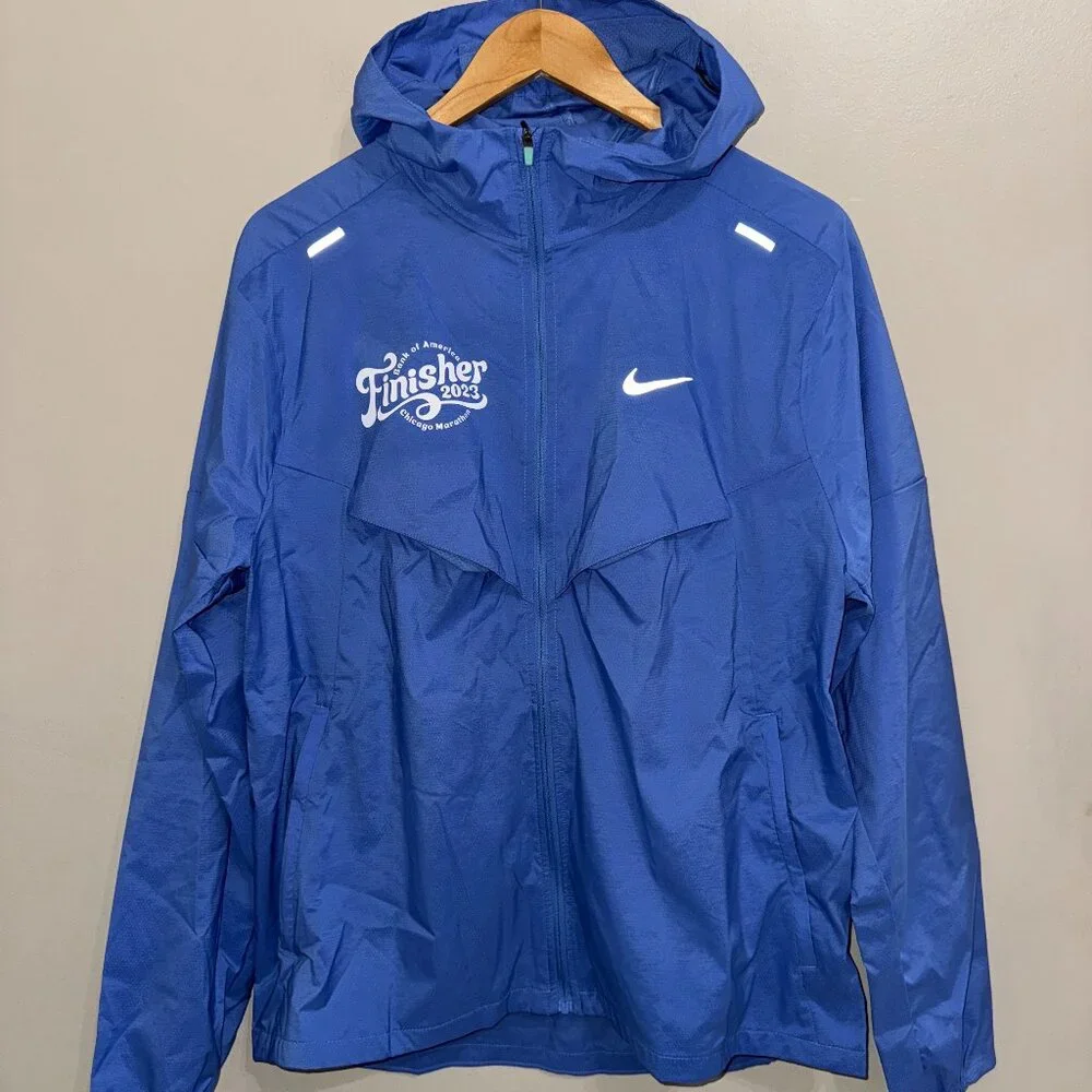Nike 2023 Chicago Marathon Finisher Repel UV Windrunner Jacket Mens FD2703-450